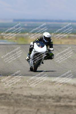media/Jun-14-2025-Lets Ride (Sat) [[c36d48699a]]/B Group/1120am (Grapevine)/
